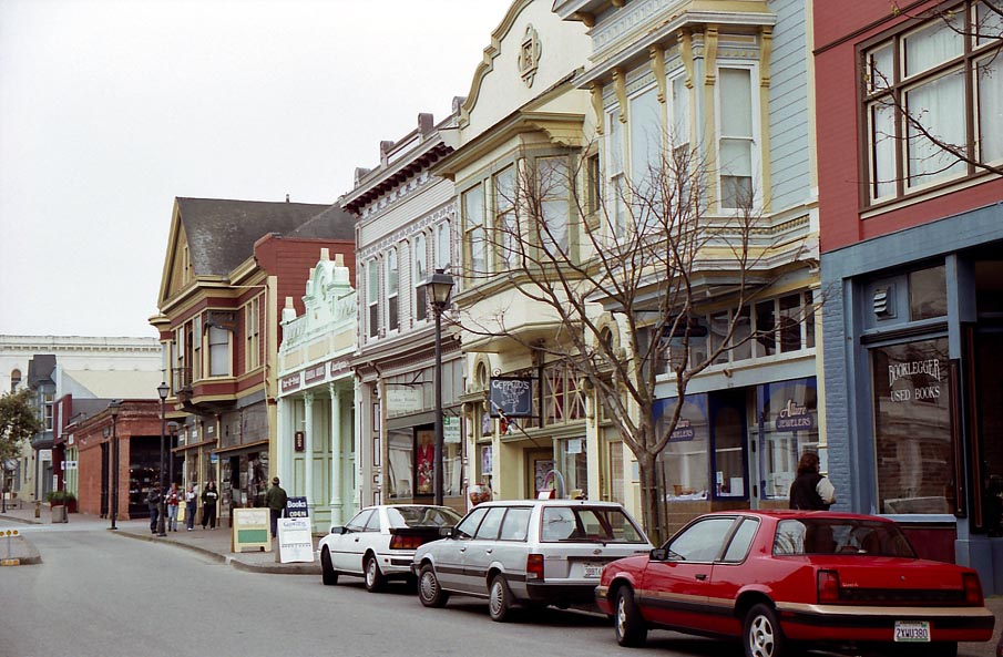 ���[���J�̊X