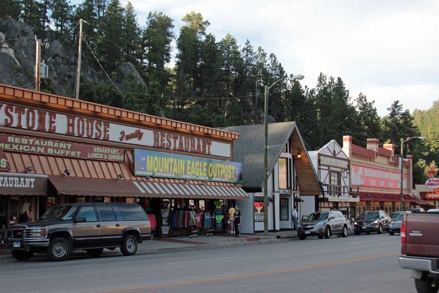 �L�[�X�g�[���̃��C���X�g���[�g