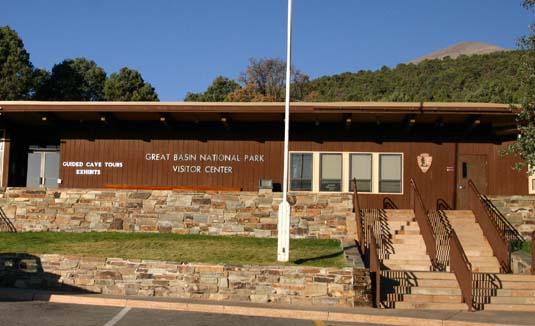 �r�W�^�[�Z���^�[