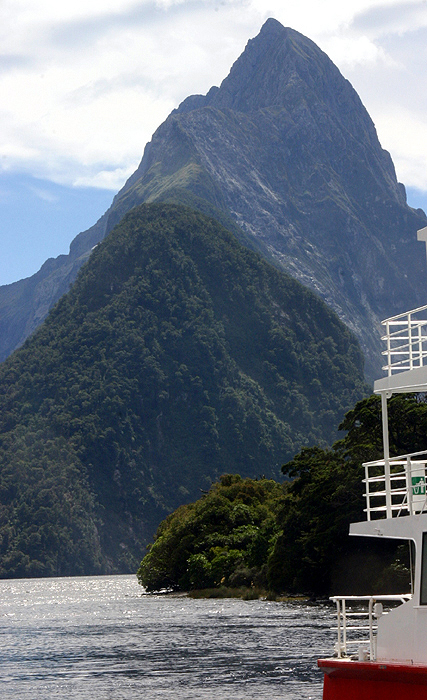 マイタピークとミルフォードサウンド