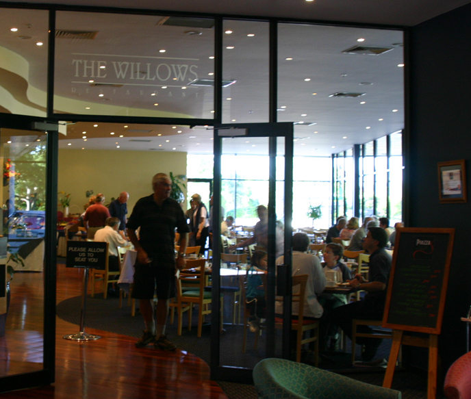 �z���f�C�C���z�e���̃��X�g����