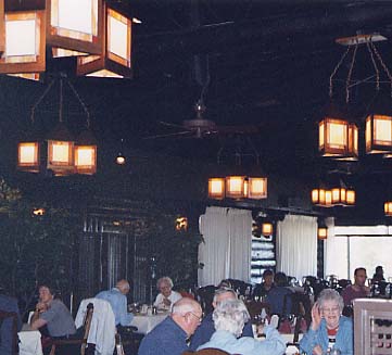 �G���g�o�[�z�e���̃��X�g����