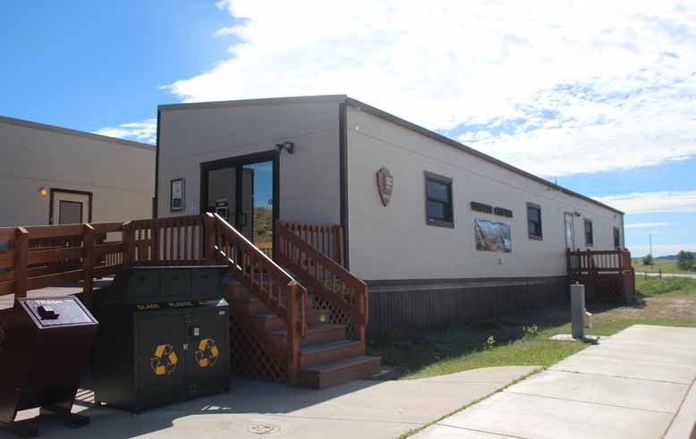 �r�W�^�[�Z���^�[