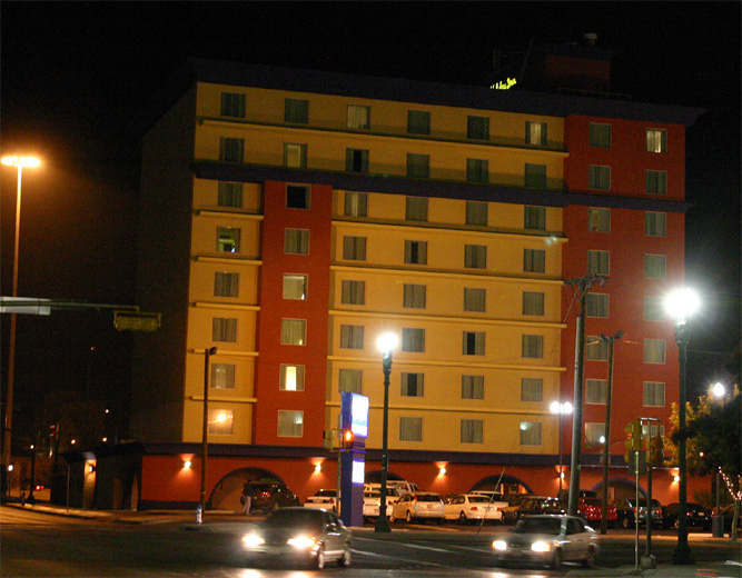 �z���f�C�C���z�e����i