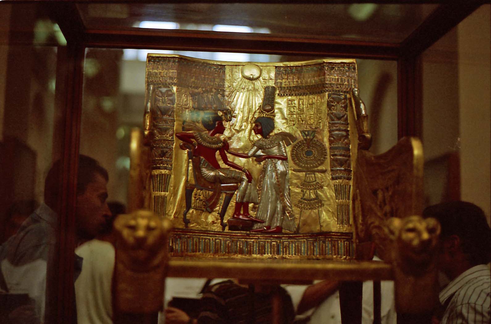 �c�^���J�[�������̈֎q