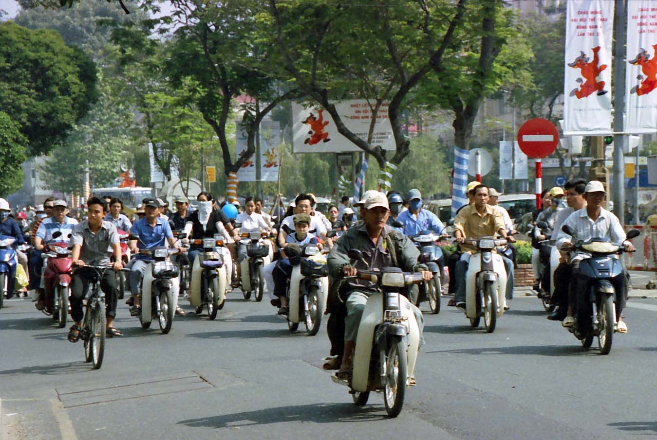 �z�[�`�~���s�o�C�N�R�c